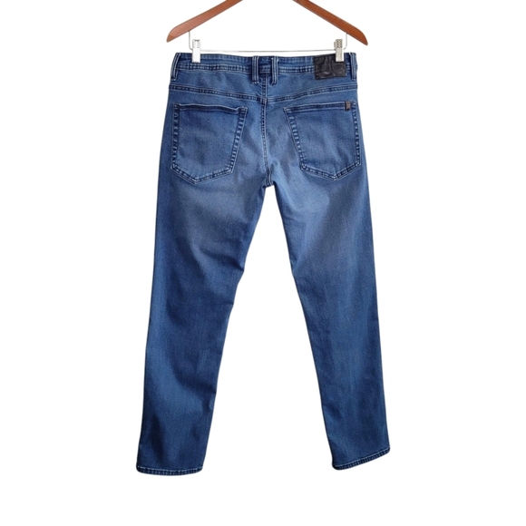 Buffalo David Bitton Jeans Men's 32x30 Blue Adam Slim Straight Stretch Denim - Picture 2 of 8